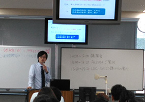 梅田駅前本校 交流会の様子1