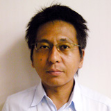 講師