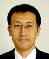 講師