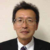 講師