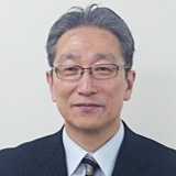 講師