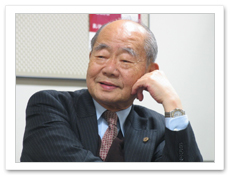 畑 光氏 日本行政書士政治連盟会長長