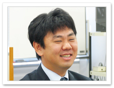森本 楽氏(社団法人中小企業診断協会相談役/アイコンサルティング協同組合理事長)