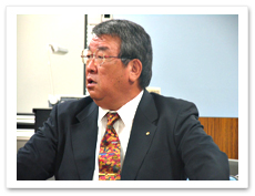 佐々木 健 氏 （元日本土地家屋調査士会連合会理事）