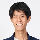 李 明易