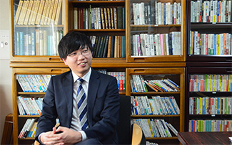 佐藤 辰之介 LEC専任講師
