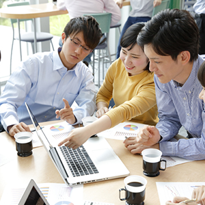 大学生はいつから始める！？
