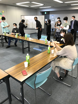 都庁 合格者交流会 写真4