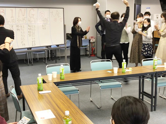 都庁 合格者交流会 写真5