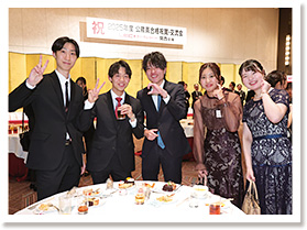 公務員合格祝賀・交流会<関西> 写真3