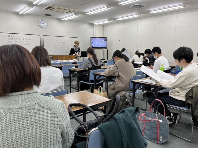 1日目ガイダンス様子.jpg