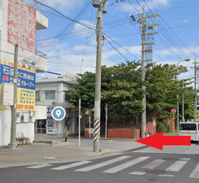 路地進入.png