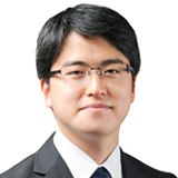 LEC専任講師