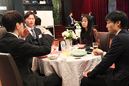 祝賀会・交流会の様子4