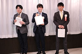 �j���E�𗬉�̗l�q5