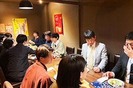 �j���E�𗬉�̗l�q3