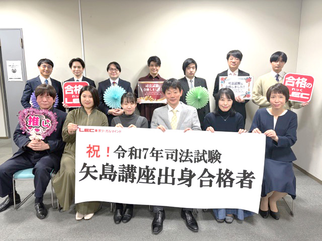 ���i�j��E�𗬉�W���ʐ^