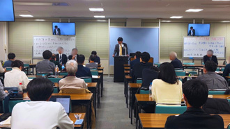 会場の様子