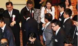 祝賀会・交流会の様子5