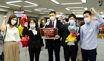 関東（新宿エルタワー本校）合格報告会 写真2