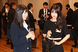 祝賀会・交流会の様子3
