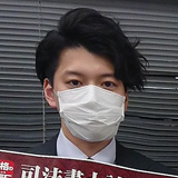 穴山 知博さん