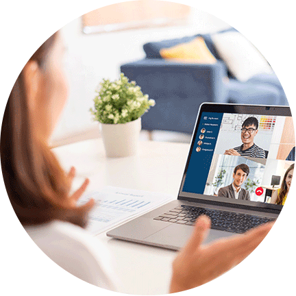 通学クラス生は、Zoomでリアルタイム配信されるLIVE講義を受講できる!